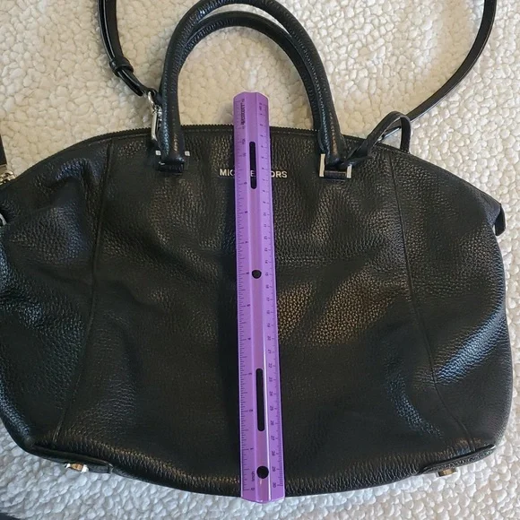 Michale Kors Black Leather Handbag - Picture 13 of 14